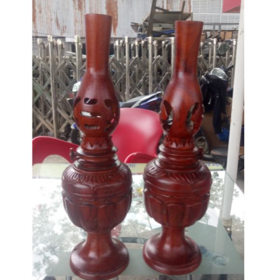 Cặp đèn dầu thờ gỗ Hương nguyên khối cao cấp cao 40cm