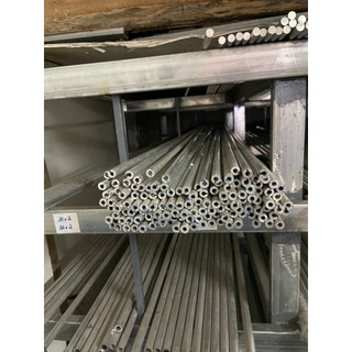 Ống Nhôm Phi 12 dày 1mm dài 3m ( cắt ngắn 3 đoạn 1m cho dễ vận chuyển )