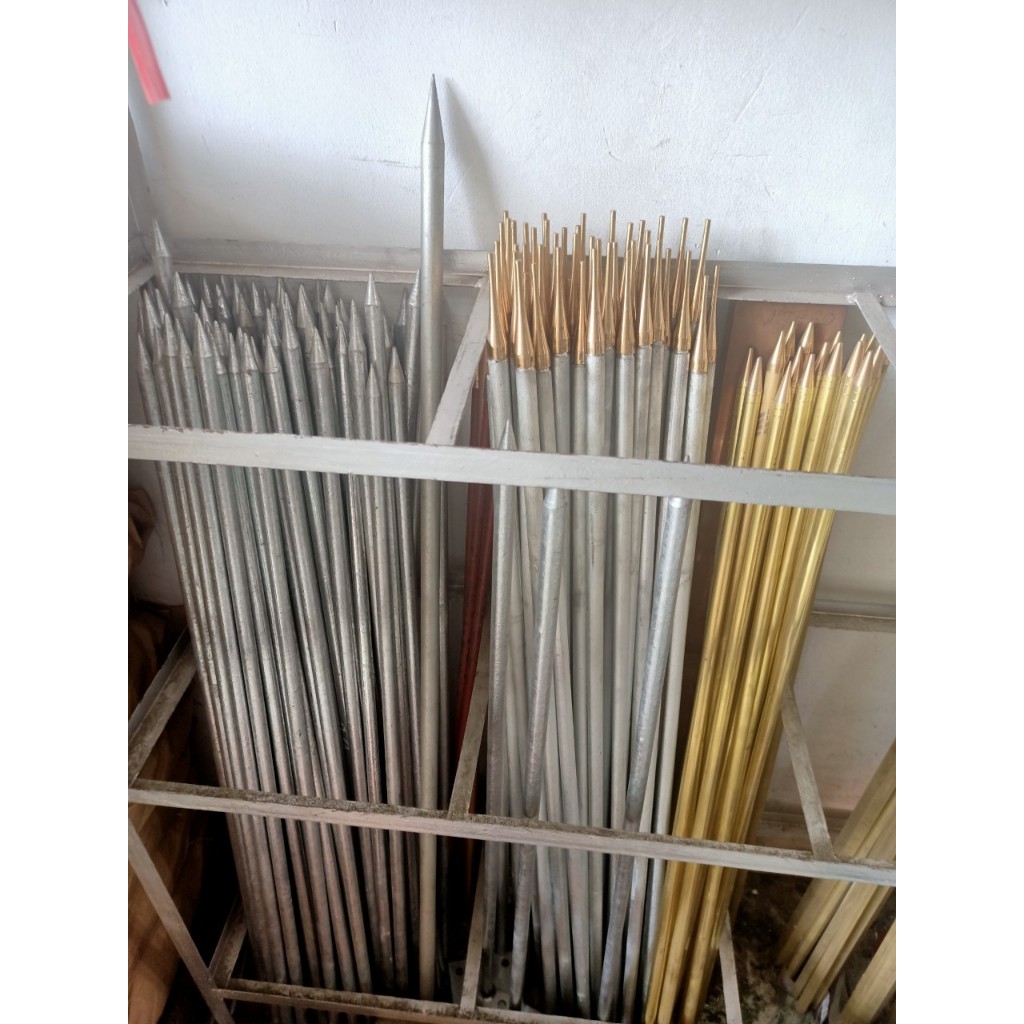 Kim thu sét  mạ kẽm Phi 16 dài 1 mét