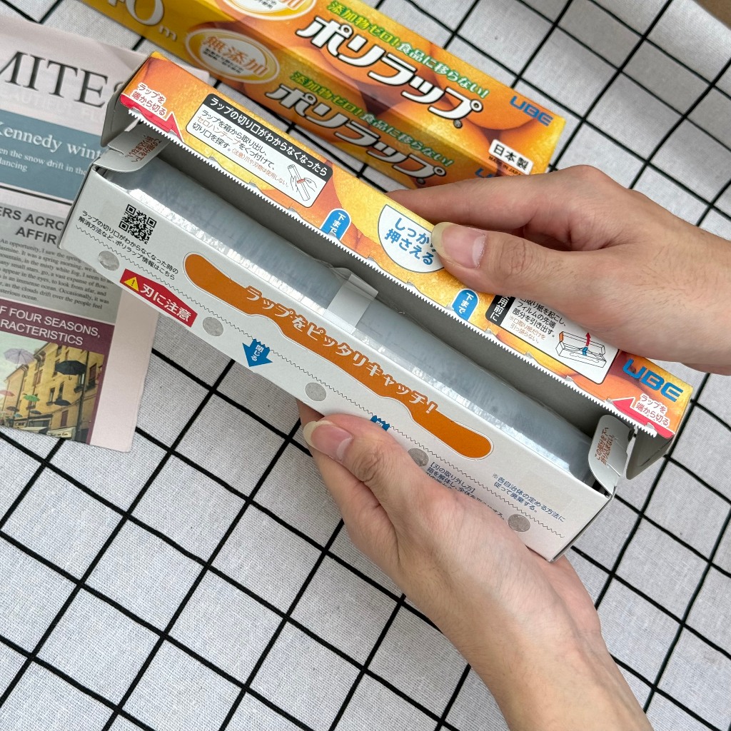 Màng bọc thực phẩm an toàn - kích thước 22cm x 50m