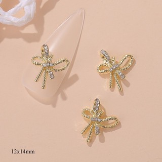charm trang trí móng