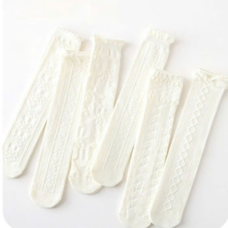  Set 5 Tất Cotton Cao Đùi Tone Trắng Vitage Họa Tiết Vặn Thừng Nổi Xinh Xắn Cho Bé Gái te69 