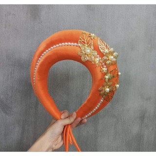 Mấn cô dâu 2 tầng đủ các màu