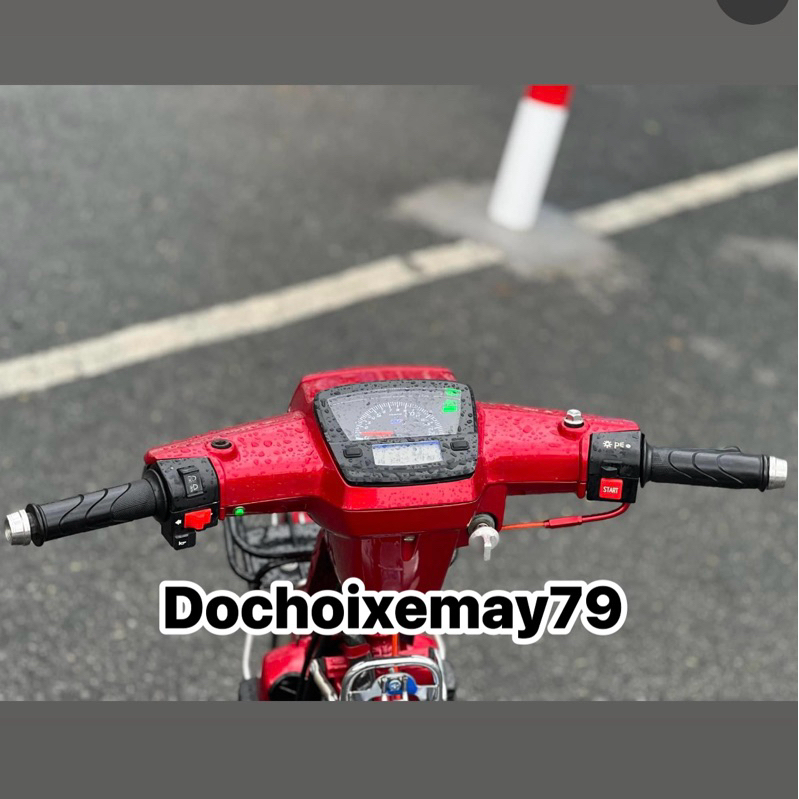 Đồng hồ điện tử Dream Uma Racing
