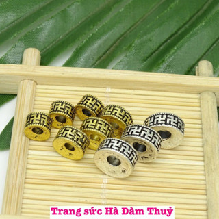 Charm chặn chữ Vạn mix vòng tay