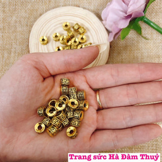 Charm chặn chữ Vạn mix vòng tay