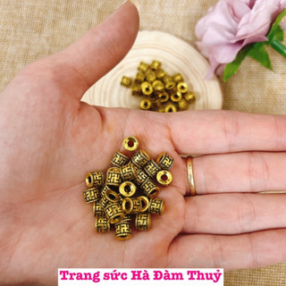 Charm chặn chữ Vạn mix vòng tay