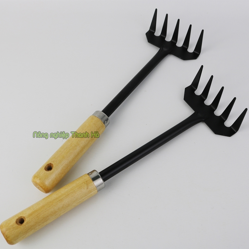 Cào xới đất mini cán gỗ - D29