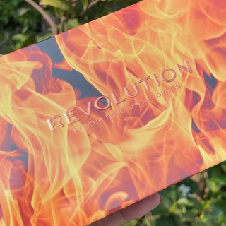 Bảng mắt 18 ô Revolution - Fire