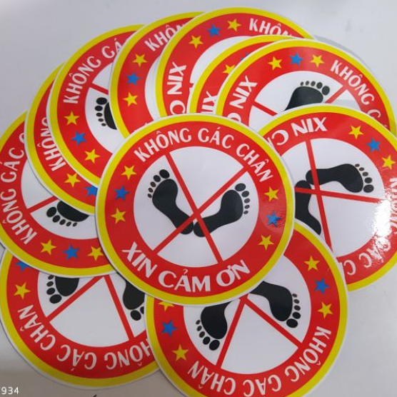 tem logo xin đừng gác chân