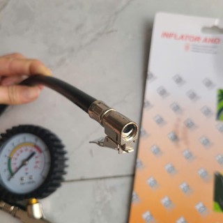 BƠM XE CÓ ĐỒNG HỒ HƠI