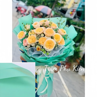 Tập 20 tờ giấy 1 mặt TRƠN ,bóng mờ gói hoa sang choảnh