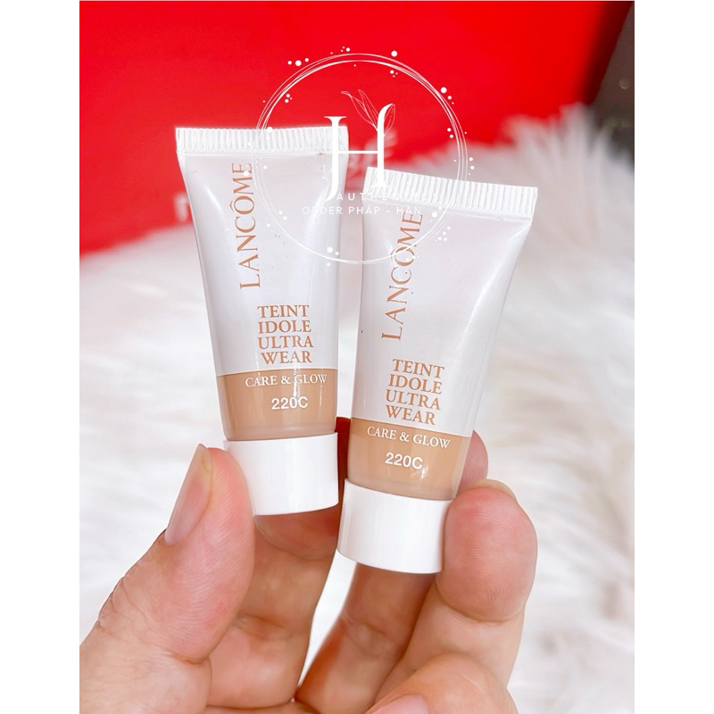 Kem nền Lancome 𝐓𝐞𝐢𝐧𝐭 𝐈𝐝𝐨𝐥𝐞 𝐔𝐥𝐭𝐫𝐚 𝐖𝐞𝐚𝐫 𝐂𝐚𝐫𝐞 & 𝐆𝐥𝐨𝐰 𝐅𝐨𝐮𝐧𝐝𝐚𝐭𝐢𝐨𝐧 mini 5ml