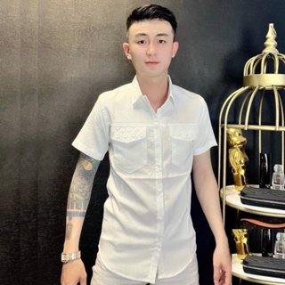 Áo sơ mi nam vải đũi tay ngắn co giãn thoáng mát phối họa tiết dập nổi túi trẻ trung sang trọng