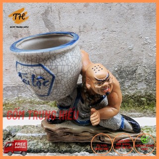 Tượng la hán bê chậu gốm Bát Tràng