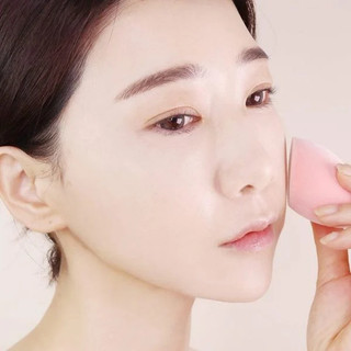 Mút tán nền Real Techniques Miracle Complexion Sponge