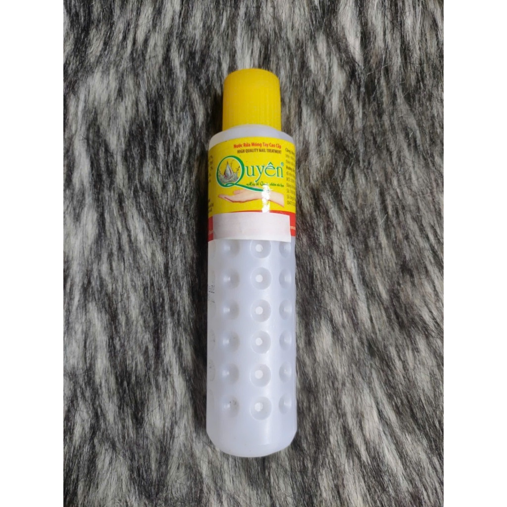 [B] Nước rửa móng Quyên 125ml nắp vàng
