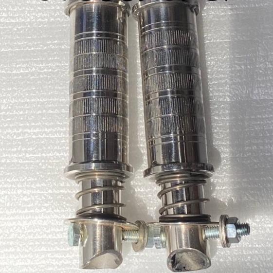 Gác chân sau inox (giá một cặp)