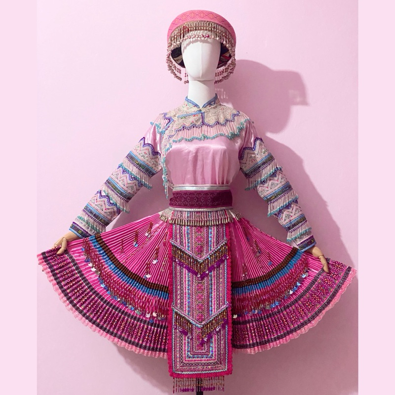 [HÀNG CŨ THANH LÝ] Trang phục dân tộc Hmong full set kèm mũ đồ cũ giá thanh lý