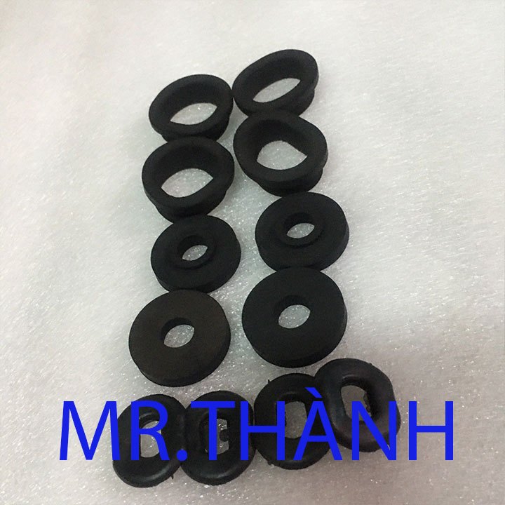 Combo 3 Món Cao Su Tai Thỏ & Cốp Xe Win 100 Hàng Cao Cấp