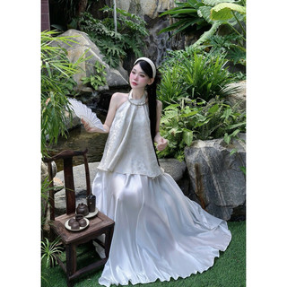 Set yếm gấm chân váy lua TKCC