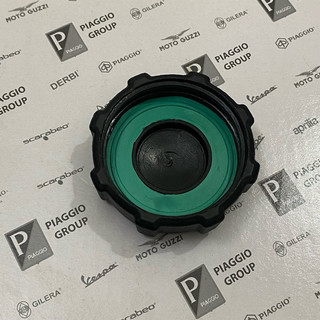 Nắp bình xăng Piaggio - vespa ( chính hãng )