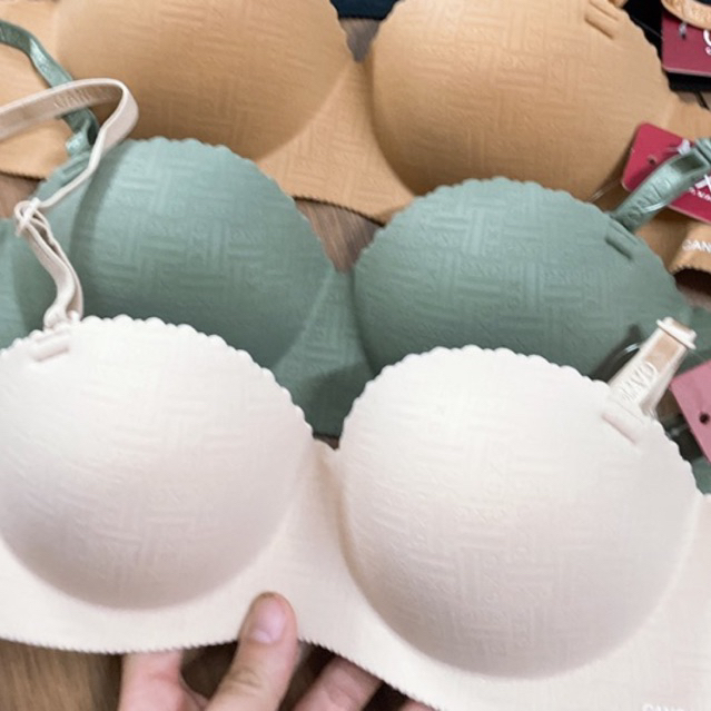 [ĐẶT HÀNG TĂNG SIZE] Áo ngực ko gọng quả ngang siêu nâng siêu đẩy A32
