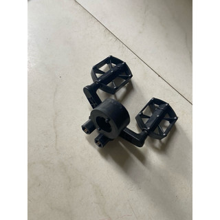 chân xe sport/bàn đạp xe