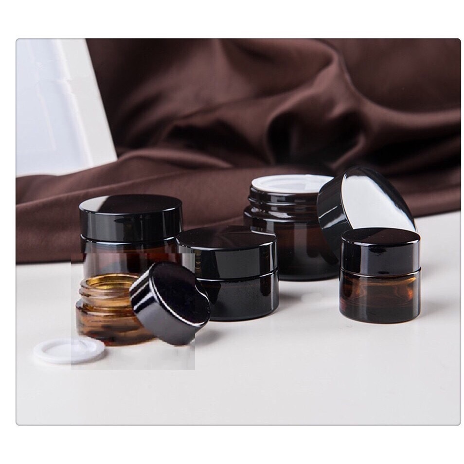 Hũ thủy tinh Nâu 5g / 10g / 15g / 20g / 30g/ 50g/ 100g nắp đen và vàng - Hủ lọ chiết kem, đựng mỹ phẩm, phụ kiện du lịch
