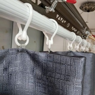KHOEN GIỌT NƯỚC MÀN RÈM CỬA