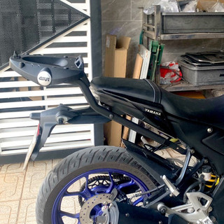 Baga Givi SRV của xe MT15