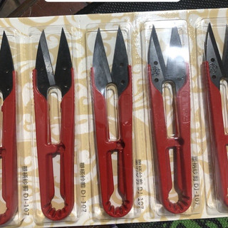 SET 3 Kéo Cắt Chỉ Mini Đỏ Nhựa Đẹp
