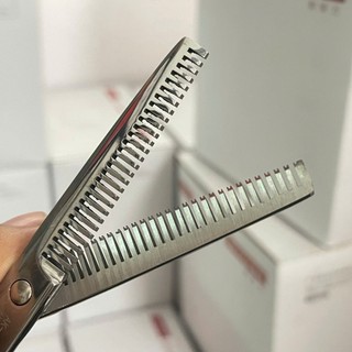 Kéo tỉa mỏng tóc 2 bên răng