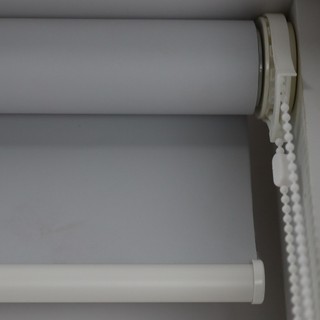 Rèm cuốn trơn kt 1m x 1m7