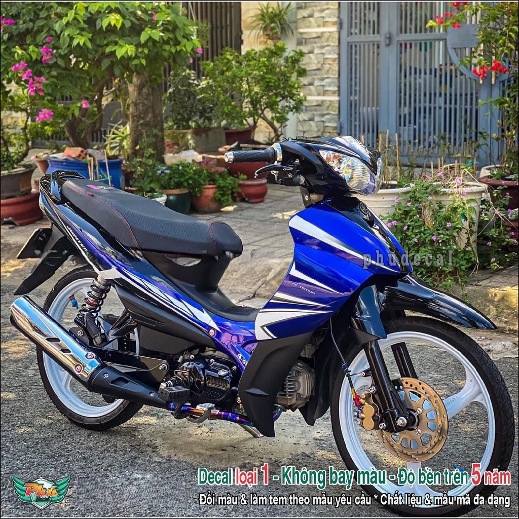 Tem rời Jupiter trắng xanh (2)