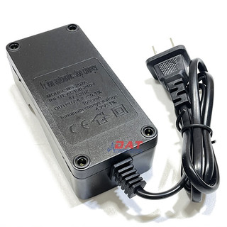 Bộ Sạc 2 Pin 18650 3.7V 4.2V
