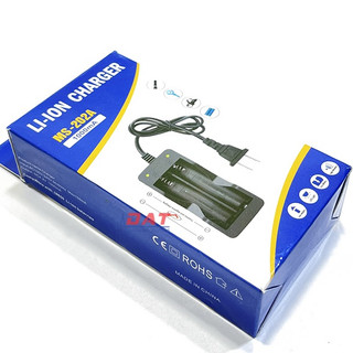 Bộ Sạc 2 Pin 18650 3.7V 4.2V