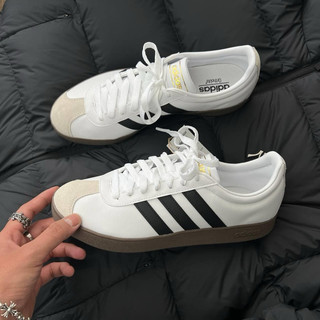 𝗠𝗶𝗻𝘁𝗦𝘁𝗼𝗿𝗲🦋 Giày sneaker 𝐂𝐨𝐮𝐫𝐭 𝐁𝐚𝐬𝐞 trắng đen