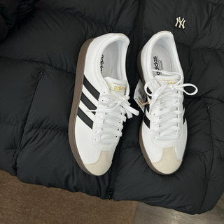 𝗠𝗶𝗻𝘁𝗦𝘁𝗼𝗿𝗲🦋 Giày sneaker 𝐂𝐨𝐮𝐫𝐭 𝐁𝐚𝐬𝐞 trắng đen