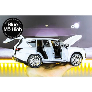 Mô hình xe SUV Lexus LX600 1:24