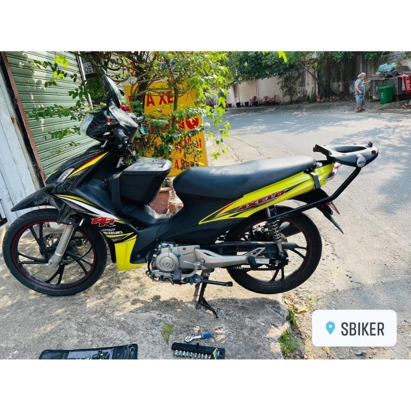 Thùng Giữa Givi Axelo G10n - G12n - Kèm Pad Đầy Đủ