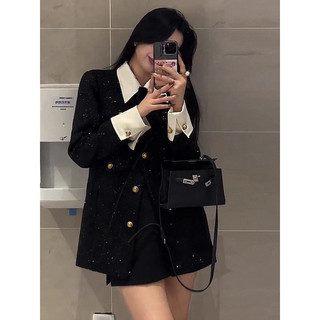 (SẴN) 𝐀́𝐨 𝐤𝐡𝐨𝐚́𝐜 𝐝𝐚̣ đ𝐞𝐧 𝐛𝐥𝐢𝐧𝐠 𝐛𝐥𝐢𝐧𝐠 𝐜𝐨̂̉ đ𝐮̛́𝐜 𝐀𝐒 𝐅𝐔 𝐑𝐎𝐎𝐌 𝐩𝐡𝐨𝐧𝐠 𝐜𝐚́𝐜𝐡 𝐍𝐞𝐫𝐭𝐫𝐨 𝐇𝐚̀𝐧 𝐐𝐮𝐨̂́𝐜