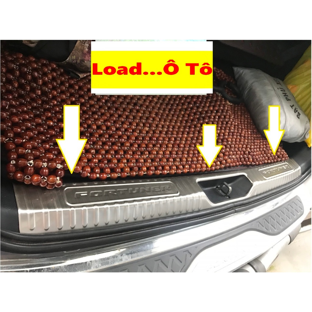 Chống Trầy Cốp Trong Inox Fortuner 2025-2017 Cao Cấp