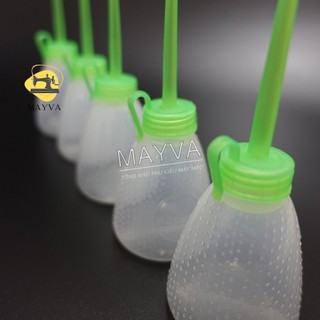 ( 2 chiếc) Lọ đựng dầu tra máy - vịt dầu