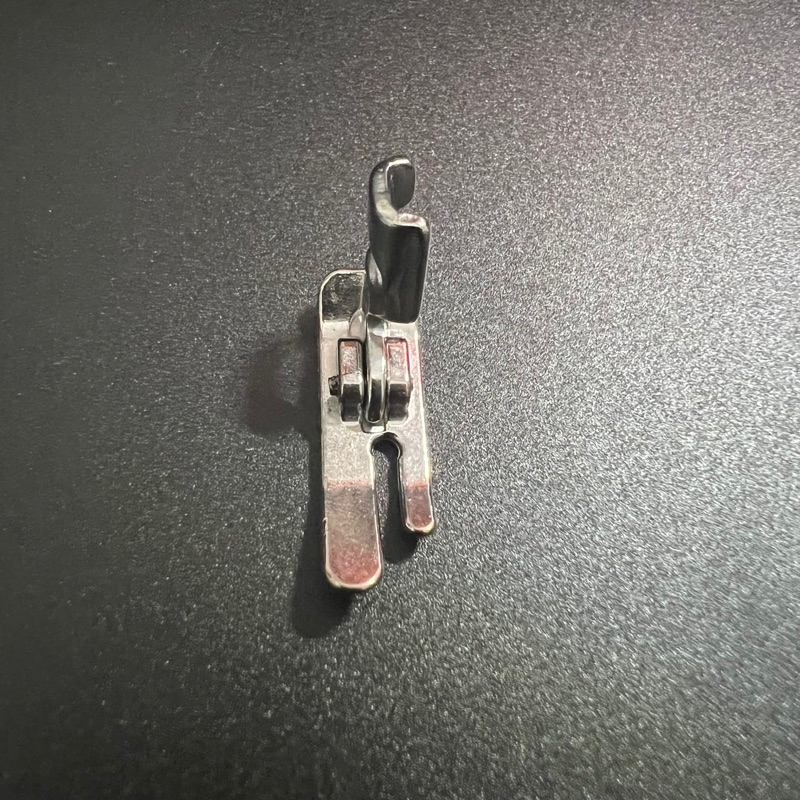 Chân Vịt Máy May Gia Đình Sắt 5Ly