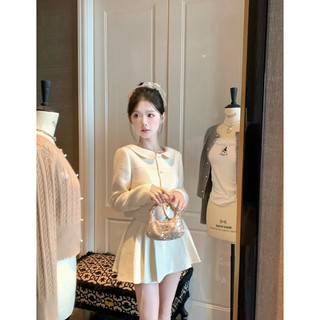 Sét Dạ Trắng Trơn Thiết Kế Mùa Xuân Mới Ngắn Tiểu Thư Đơn Giản Nhẹ Nhàng