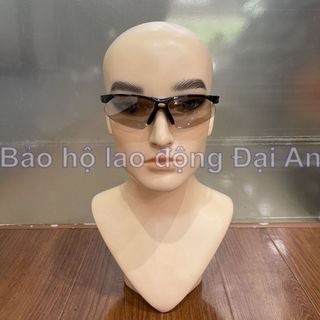 Mắt kính bảo hộ Kings KY313B chống UV, chống đọng sương, chống bụi