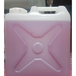 Chất xúc tác nhựa polyester ( chất đóng rắn)