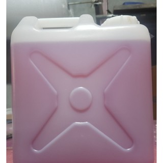 Chất xúc tác nhựa polyester ( chất đóng rắn)