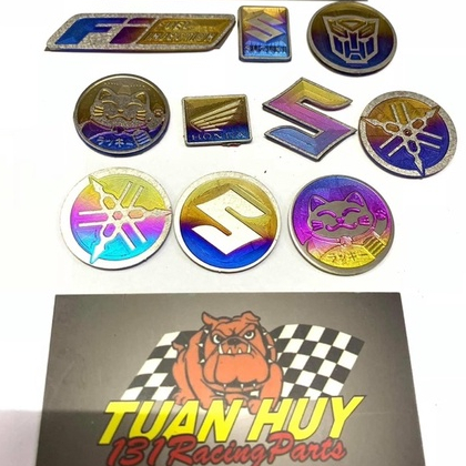 tem logo tròn titan và keo 3m yamaha suzuki mèo thần tài fi  ( titanium stamp sticker )